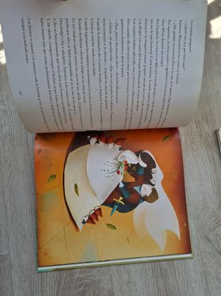 Libro infant Cuentos clásicos para siempre