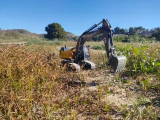 Excavadora RC Volvo EC160 + Camión Huina