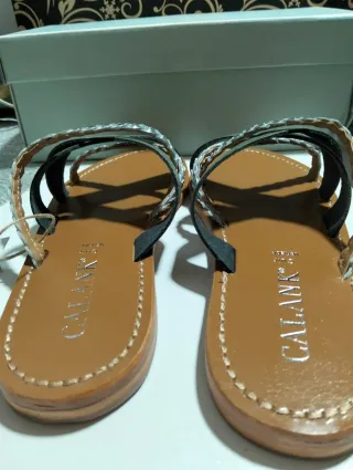 Sandalias Kalank Talla 38 Gris y Plateado
