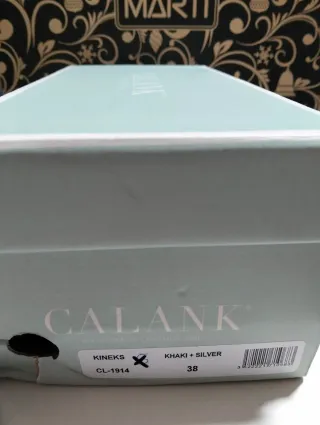 Sandalias Kalank Talla 38 Gris y Plateado