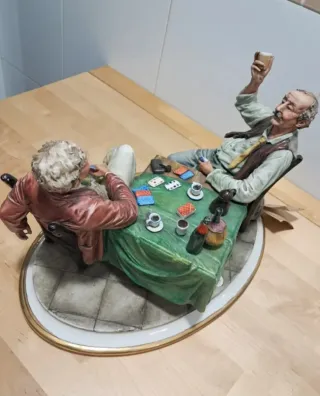 Figura Capodimonte Hombres Jugando Cartas
