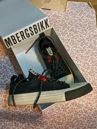 Zapatillas Bikkembergs Negras y Blancas