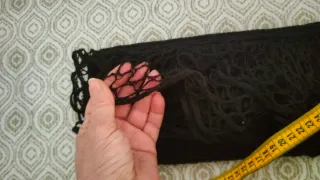 Cartera de mano artesanal negra