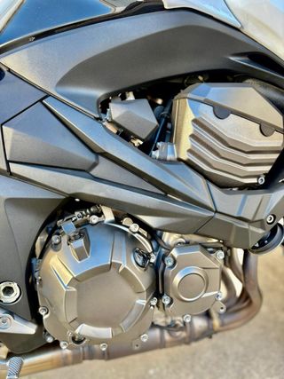 Kawasaki Z800 ¡Impoluta!