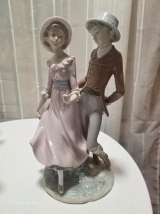 Pareja Nao Porcelana