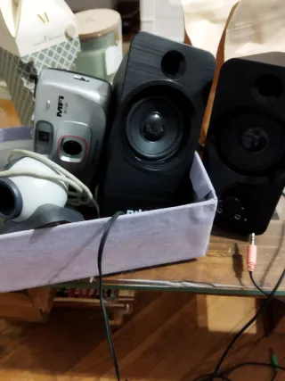 Altavoces Nilox Negros