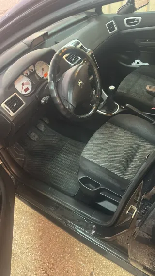 Peugeot 207 2007