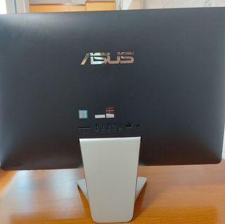ASUS PC All-in-One Vivo AiO V221IC