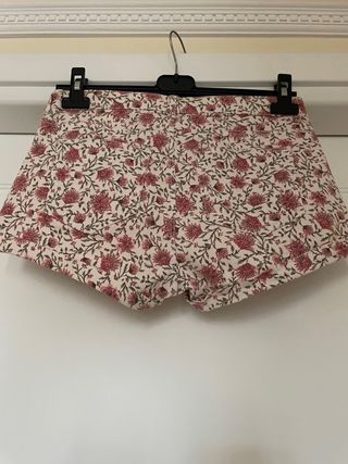 Pantaloncini corti fantasia stile coquette