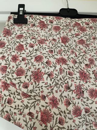 Pantaloncini corti fantasia stile coquette