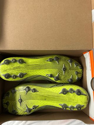 Botas de fútbol Nike Talla 44