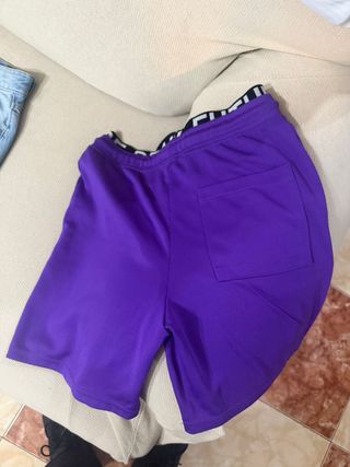 Pantalones cortos Bershka negros con grafitis