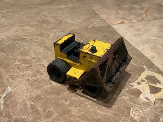 Lote tractoras Tonka, Budy y otros.