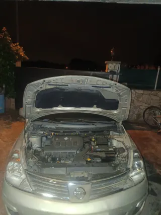Nissan Tiida 2008