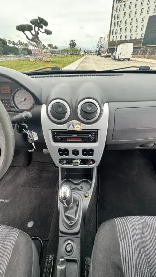 Dacia Sandero 2008