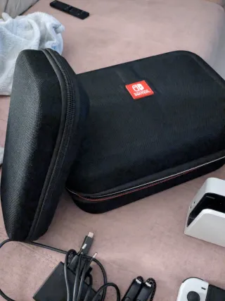 Nintendo Switch OLED Blanca + Accesorios+juegos