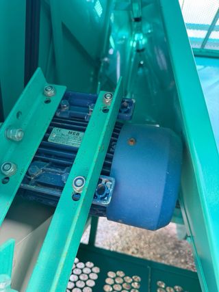 Limpiadora Borrell L5 aceituna, almendra, pistacho