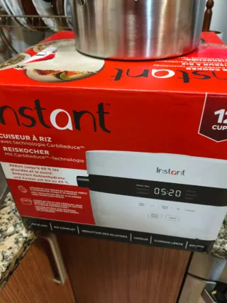 Olla Arrocera y Vaporera Instant Pot 2.8L