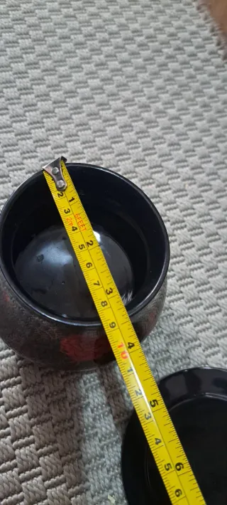 Caja antigua decorada con rosas