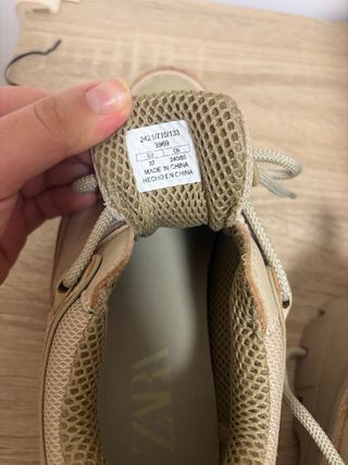 Zapatos Zara Beige y Verde