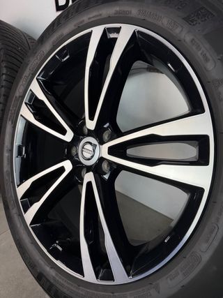 LLANTAS VOLVO V90 19” ORIGINALES CON NEUMÁTICOS