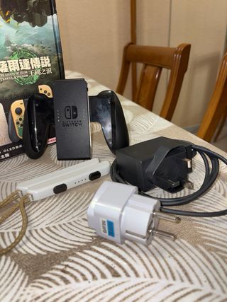 Nintendo Switch OLED Ed. Zelda + Funda