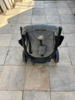 Carro de bebé plegable