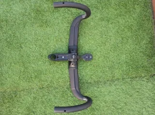 Manillar OC RA11 con Potencia y Soporte Garmin