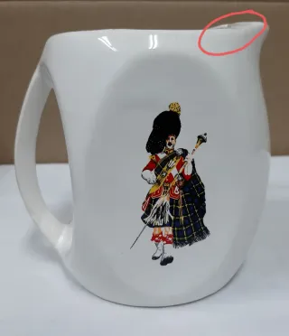 JARRA CERÁMICA WHISKY DEWAR'S "WHITE LABEL"