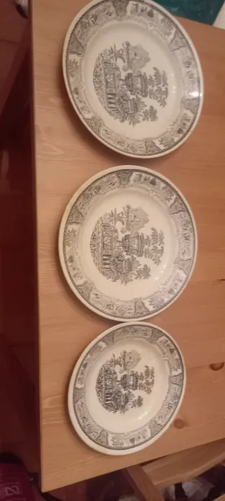 Platos antiguos Vargas Segovia