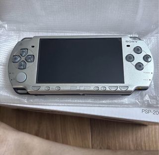 PSP Crisis Core Final Fantasy VII Ed. Speciale