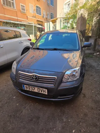 Toyota Avensis 2005