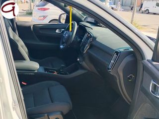 Volvo XC40 Eléctrico Recharge Core 170 kW (231 CV)