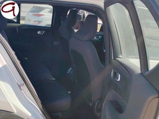 Volvo XC40 Eléctrico Recharge Core 170 kW (231 CV)