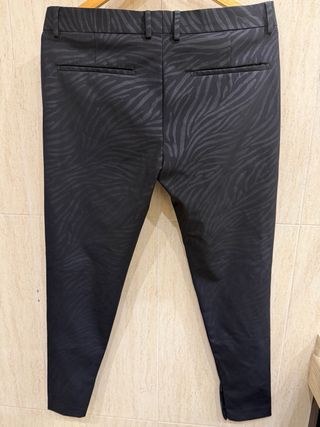Pantalón Zara Negro Estampado Rayas