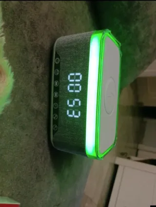 Reloj Despertador con Luz LED