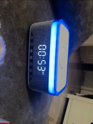 Reloj Despertador con Luz LED