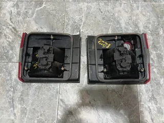 Pilotos Traseros Passat B4 (Dcho. e Izq.)