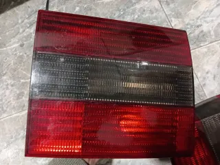 Pilotos Traseros Passat B4 (Dcho. e Izq.)