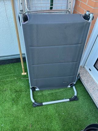 Tumbona Kesser regulable con parasol