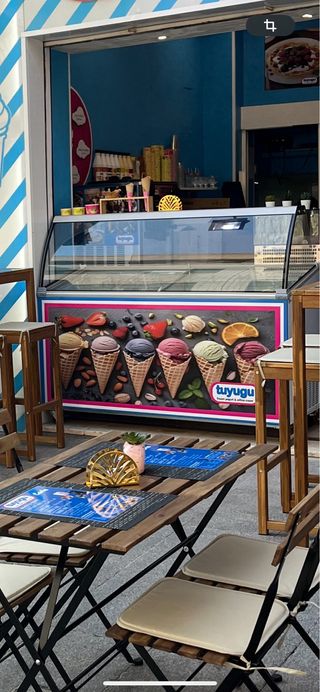 Vitrina expositora de helados