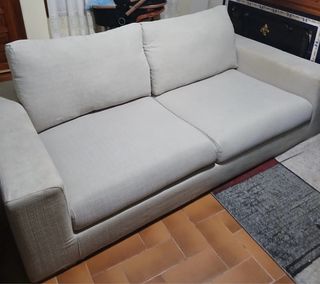 Sofá de 2 plazas beige