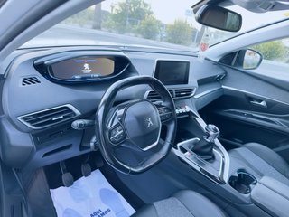 Peugeot 5008 2021