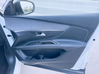 Peugeot 5008 2021