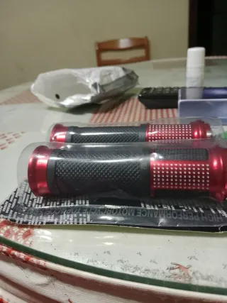 Puños Moto RAYANA Negro/Rojo Nuevos