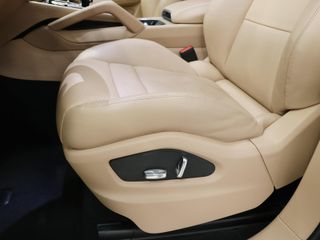 Porsche Cayenne E-Hybrid 340 kW (462 CV)