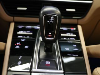 Porsche Cayenne E-Hybrid 340 kW (462 CV)