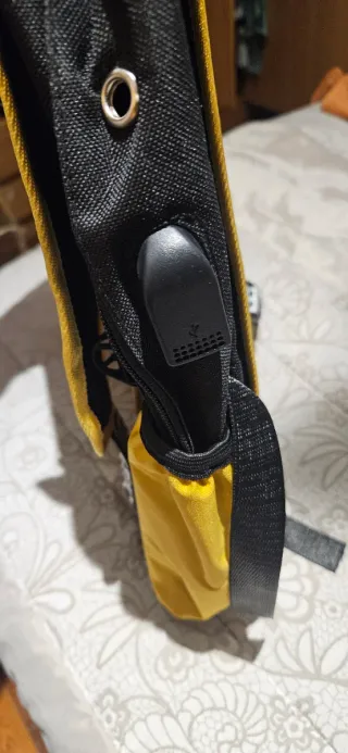 Mochila Pikachu Negra y Amarilla