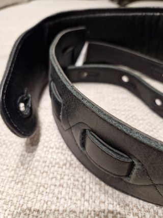 Correa de cuero para guitarra Ortega OSBS-1