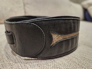 Correa de cuero para guitarra Ortega OSBS-1